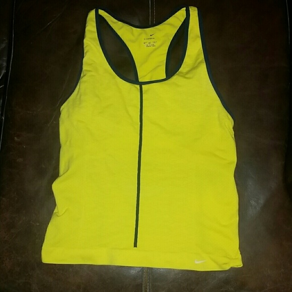 Nike Dry Fit Sports Bra/Tank