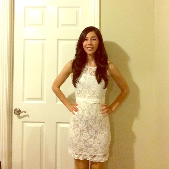 Laced white dress!!