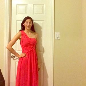 Glamorous party dress!!