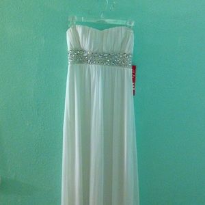 Formal Strapless White Dress💎 NWT