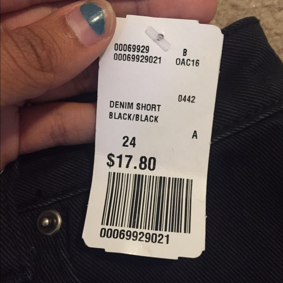 Black Lace Trim Forever 21 Shorts - Picture 2 of 4