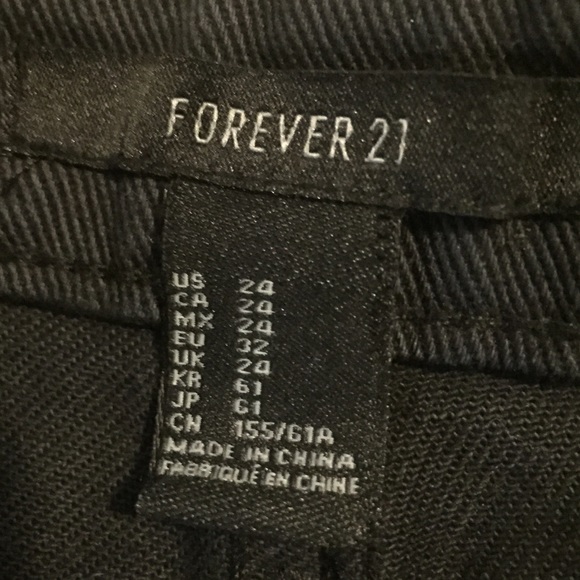 Black Lace Trim Forever 21 Shorts - Picture 3 of 4