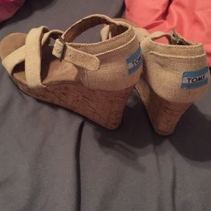 Toms Wedges