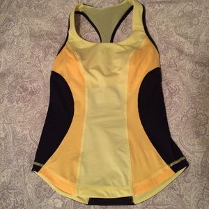 Lululemon tank