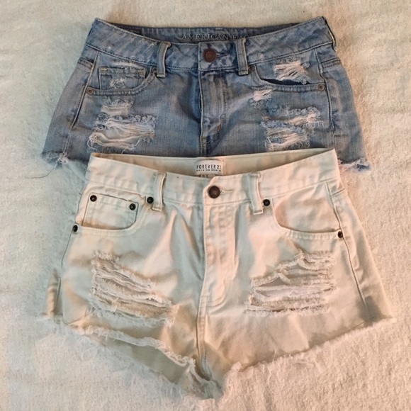 American Eagle Outfitters Other - Forever 21 white shorts