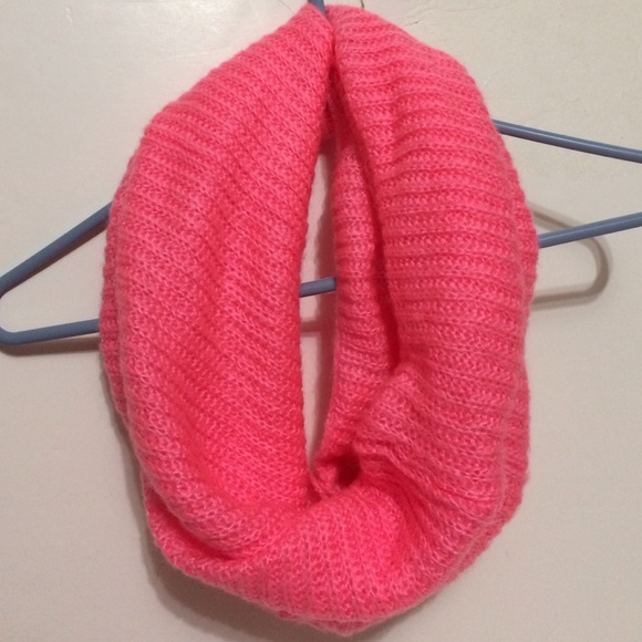H & M pink scarf