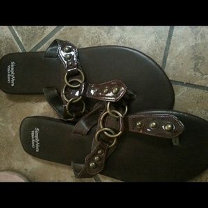 New vera wang sandal