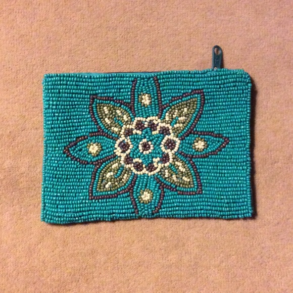 Beaded zipper pouch