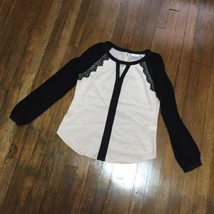 BUNDLE: NYC BLOUSE & ON ACTIVE PANTS