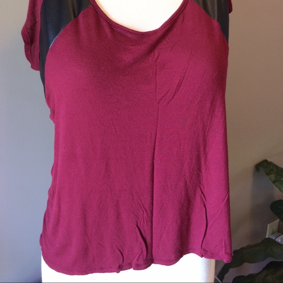 Top - Picture 4 of 4