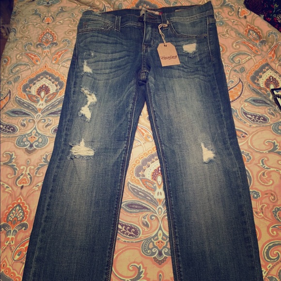 Stretch Low Rise Relaxed Skinny