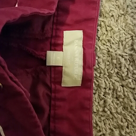 Banana republic pink shorts - Picture 2 of 3