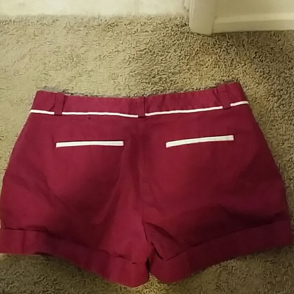 Banana republic pink shorts - Picture 3 of 3