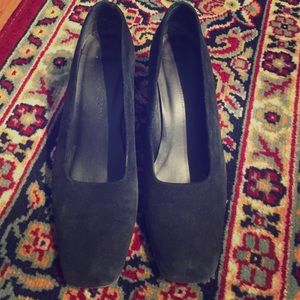 Enzo Angiolini Old Style Heels