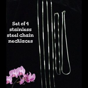 Bundle of 4 stainless steel chain necklaces