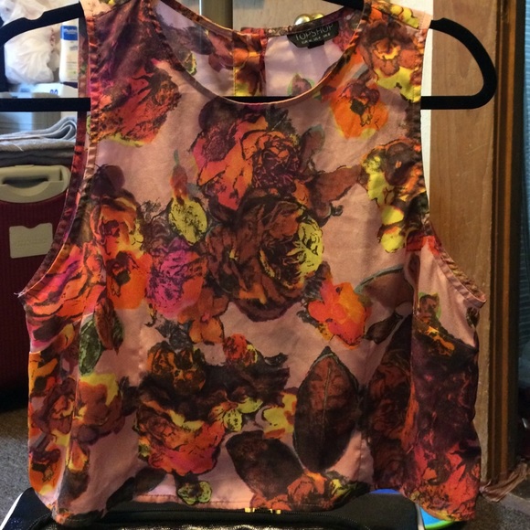 Top shop crop top.