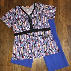 Scrub top. Radiance brand size small