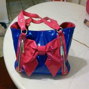Handbag