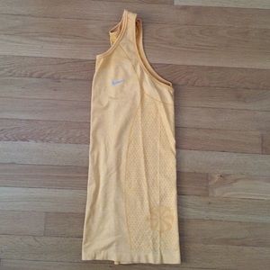 Nike running tank