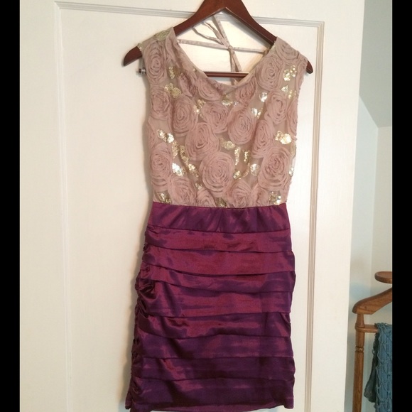 Fabrik Dresses & Skirts - Cute cocktail dress, gold and purple open back