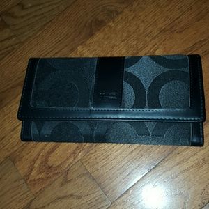 Coach wallet