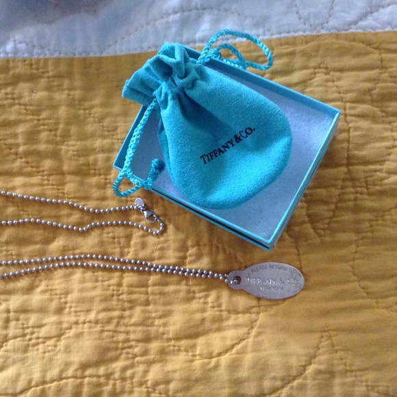 Tiffany and co oval dog tag necklace