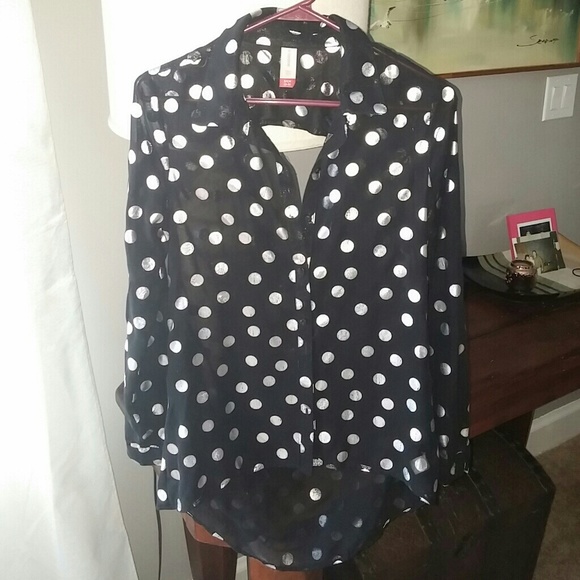 Sheer black button down - Picture 3 of 4