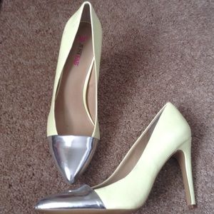 Justfab lime heels