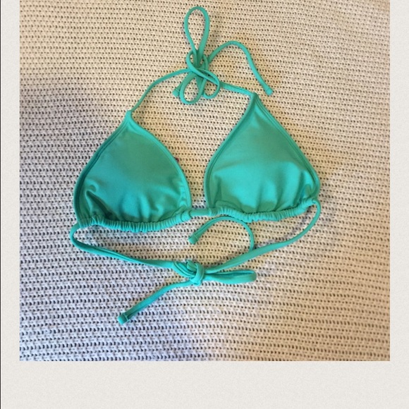 Swimsuit: Bikini - Picture 2 of 3