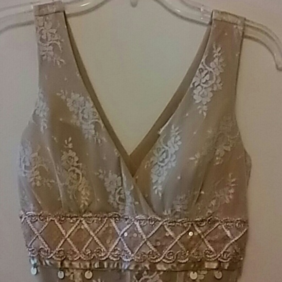 GOLD EMBELLISHES DRESS - Picture 2 of 4