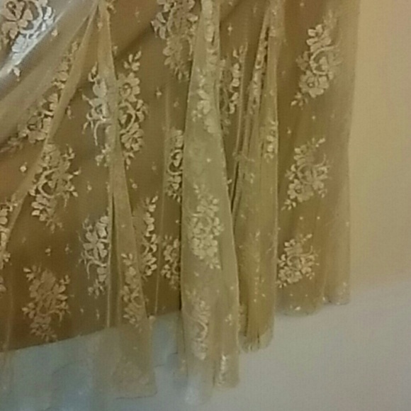GOLD EMBELLISHES DRESS - Picture 4 of 4
