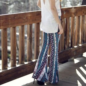 American Threads Electric Daisy Pants NWOT