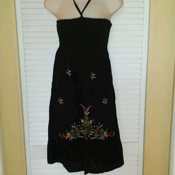 Cute sundress - Picture 1 of 3