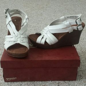 White wedges