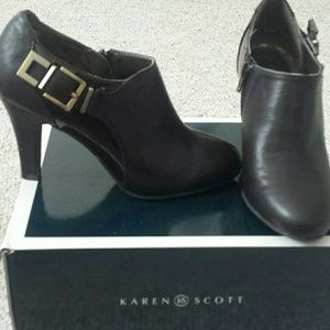 Karen Scott Booties