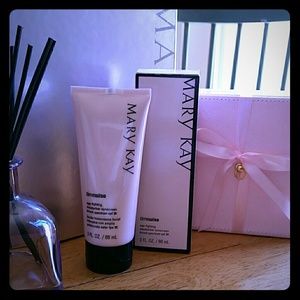 Mary Kay