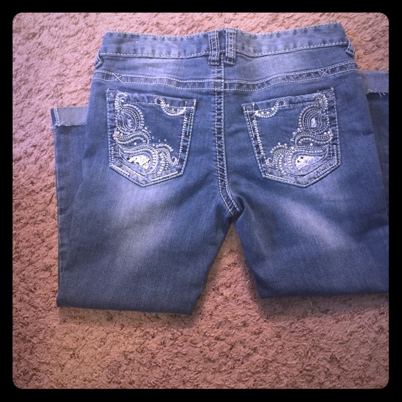 Very cute never worn Capris