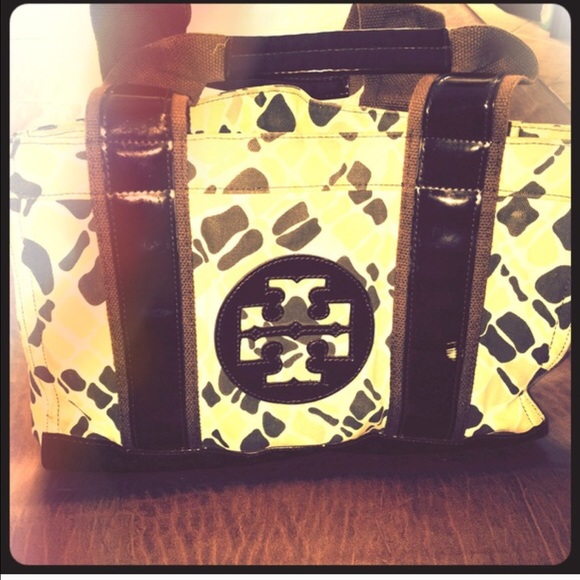 **SOLD**Tory burch mini tote