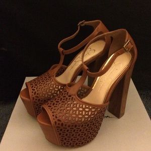 Jessica Simpson Dany T-Strap Platform Sandals
