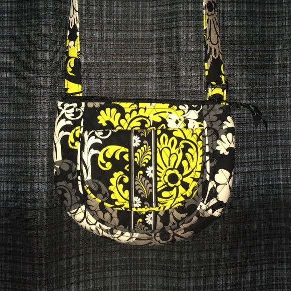 Vera Bradley Handbags - Vera Bradley small adjustable crossbody bag