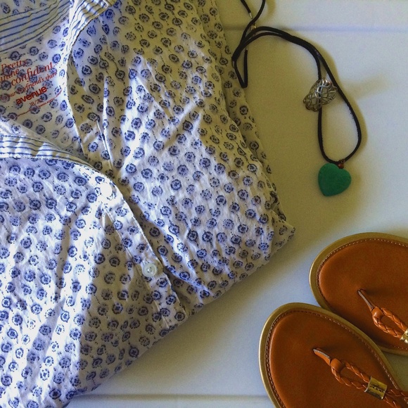 Avenue Tops - Patterned blouse