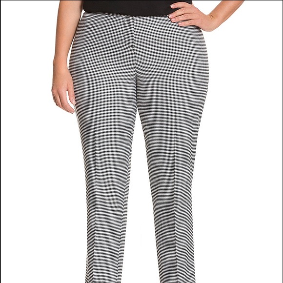 Chic Houndstooth Pants