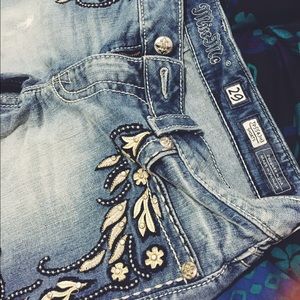 Miss Me shorts great condition size 29'