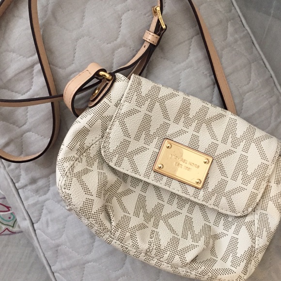Authentic Michael Kors Crossbody