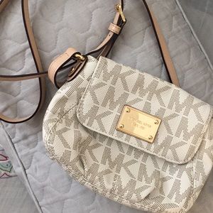 Authentic Michael Kors Crossbody