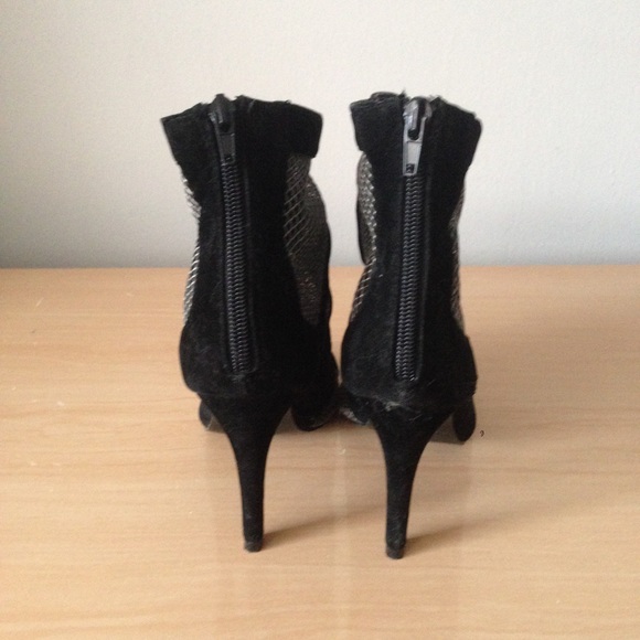 Mixx Open Toe Booties - Picture 2 of 4