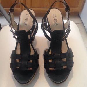 Guess wedges