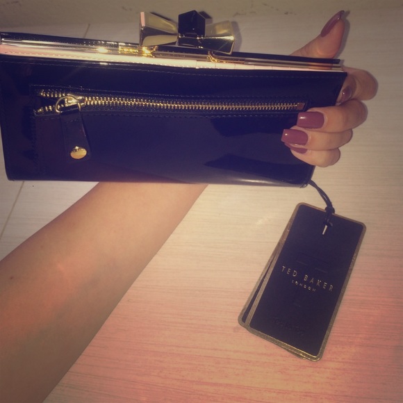 Ted Baker Wallet/ClutchSOLDDDD