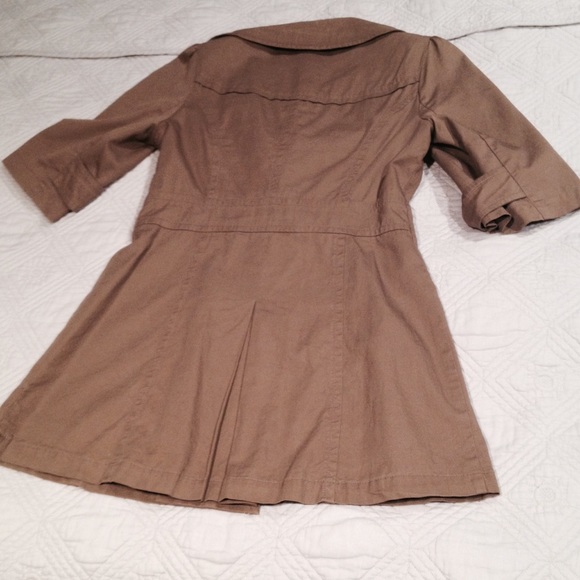 3/4 sleeve brown jacket / size medium - Picture 2 of 3