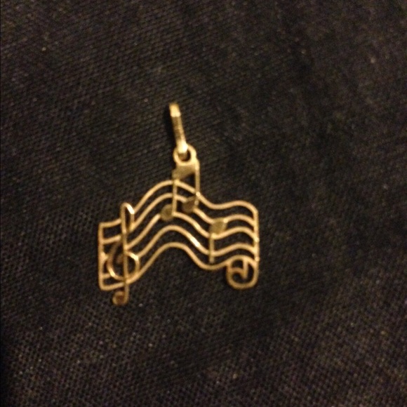 14k Music Charm🎶🎶